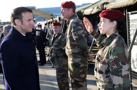 TT Macron tăng ngân sách quân sự của Pháp lên 40% - Ảnh 1.