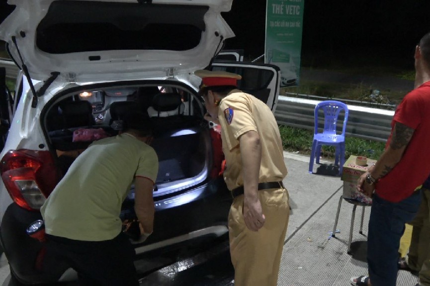 Cảnh sát tỉnh Tiền Giang phá án ma túy “khủng” thu  gần 1,1 kg như thế nào - Ảnh 2.