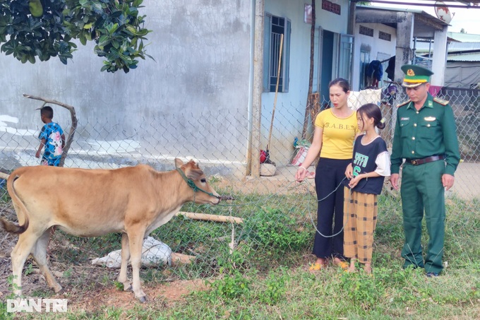 Ấm áp xuân biên cương - Ảnh 2.