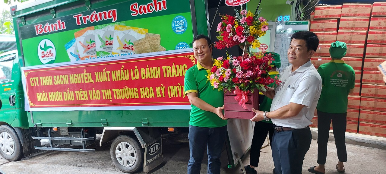 Anh nông dân 8X tuổi Mão ở Bình Định làm bánh tráng đặc sản xuất khẩu sang Mỹ thu tiền tỷ/năm - Ảnh 1.