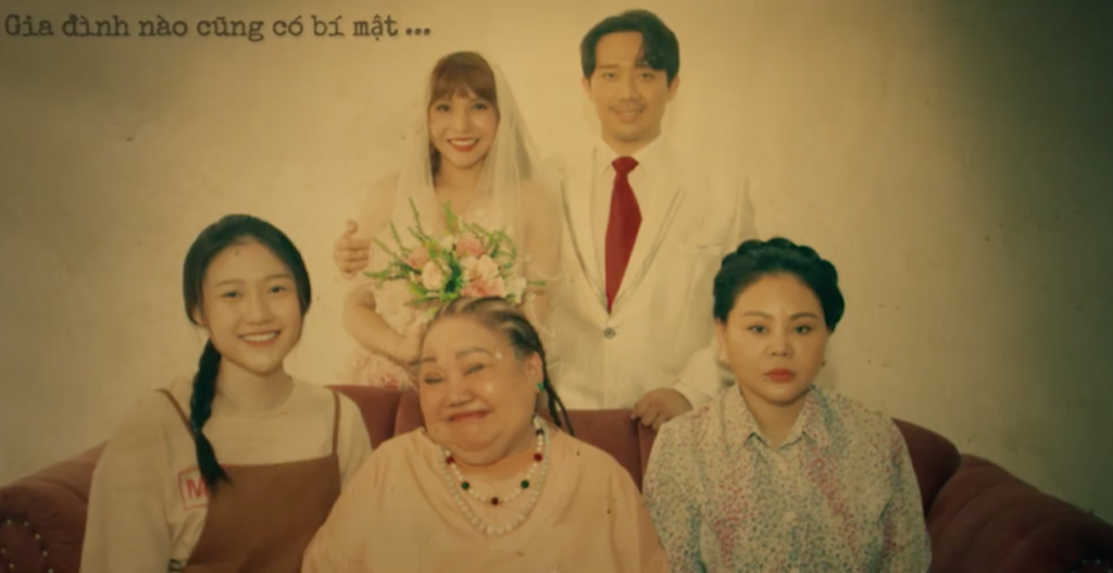 Khán giả Sài Gòn khóc cười với phim Nhà bà Nữ - Ảnh 3.