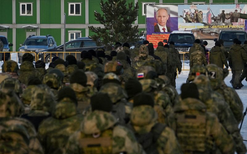Mỹ: Nga cử hàng chục nghìn binh lính đến tiền tuyến Ukraine, thương vong tới 100.000 người