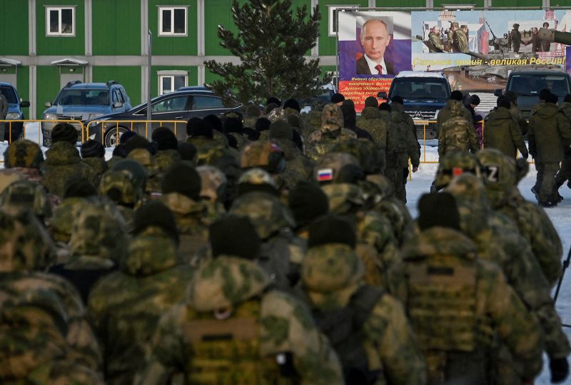 Mỹ: Nga cử hàng chục nghìn binh lính đến tiền tuyến Ukraine, thương vong tới 100.000 người - Ảnh 1.