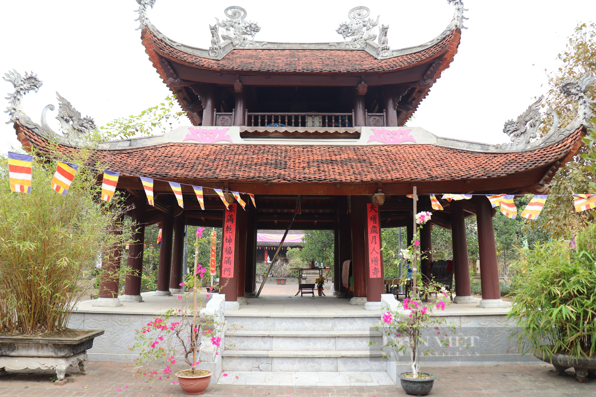 Kiến trúc đặc biệt bên trong ngôi chùa cổ ở Hà Nội - Ảnh 3.