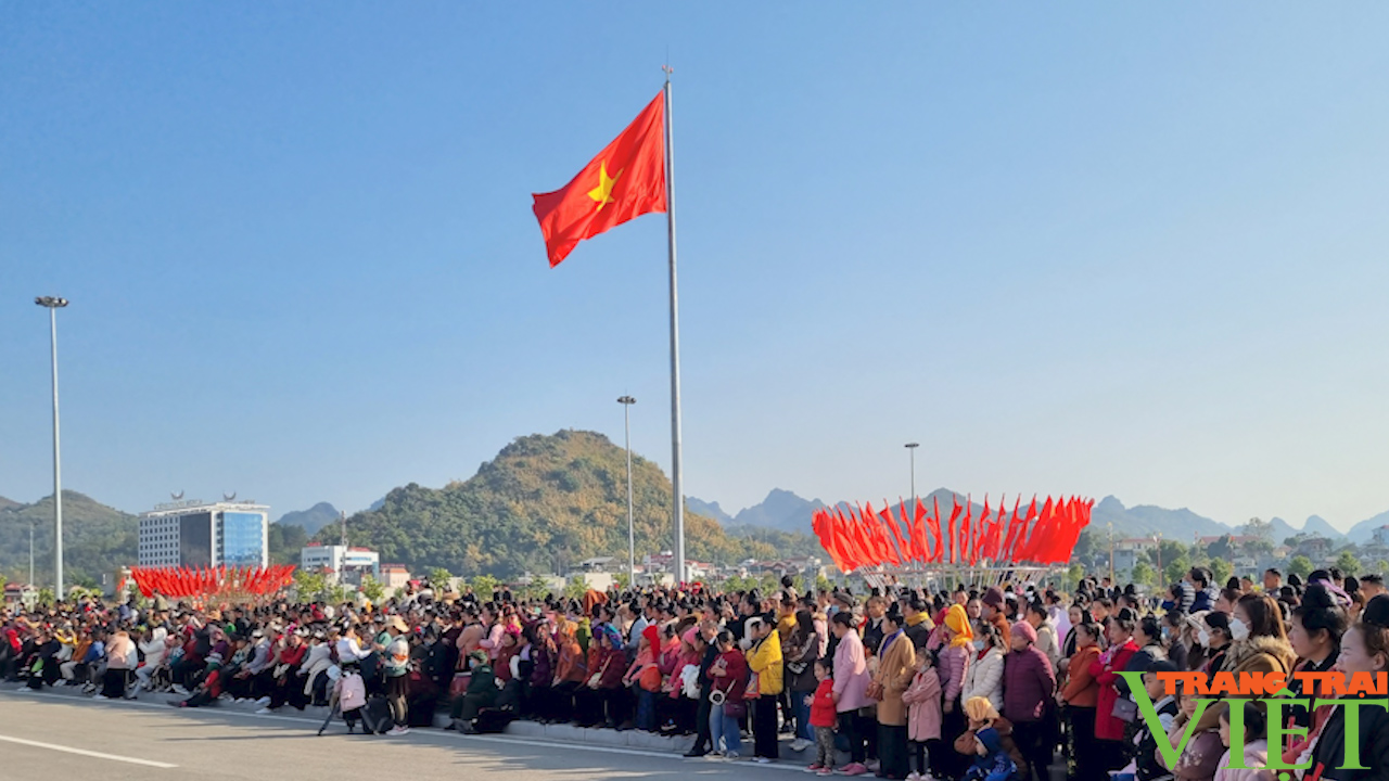 Sơn La: Vui &quot;Hội Xuân dâng Bác&quot; - Ảnh 3.