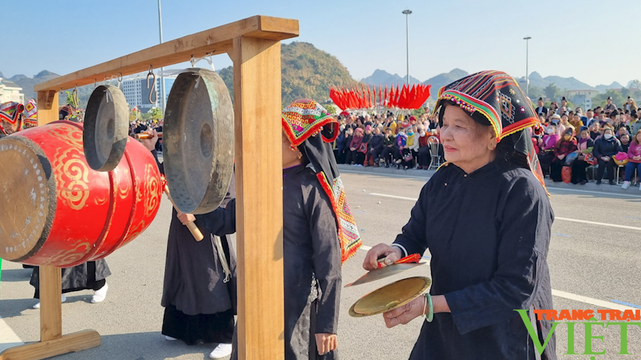 Sơn La: Vui &quot;Hội Xuân dâng Bác&quot; - Ảnh 6.