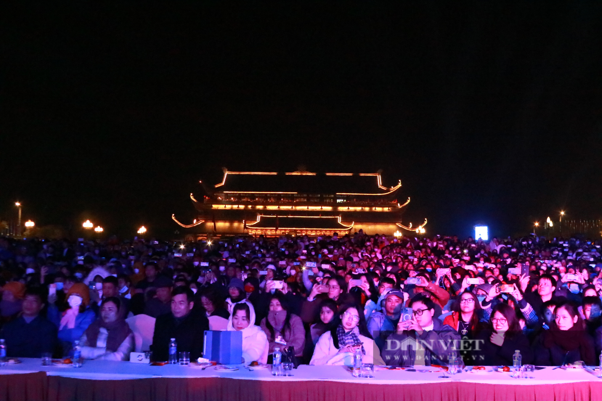 Tưng bừng khai trương phố cổ Tam Chúc tại ngôi chùa lớn nhất thế giới trong ngày đầu Xuân Quý Mão - Ảnh 3.