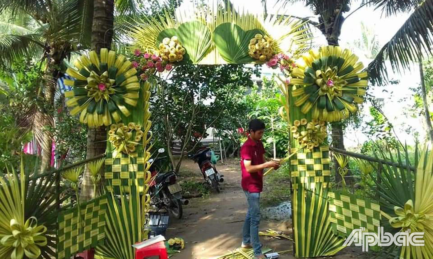 Cổng cưới lá dừa ở Tiền Giang đẹp như phim cổ tích đang gây sốt mạng xã hội từ Nam ra Bắc - Ảnh 3.