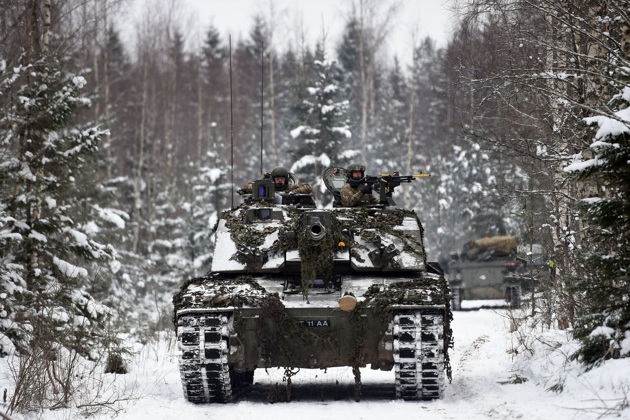 Xe tăng hạng nặng tốt nhất của NATO sắp đến Ukraine, cuộc chiến với Nga sẽ gay cấn như thế nào? - Ảnh 3.