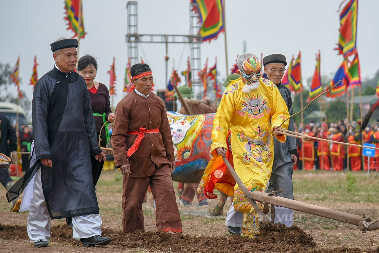 Bật mí tiêu chí khắt khe để chọn người đóng vai vua Lê Đại Hành đi cày tại Lễ Tịch điền - Ảnh 8.