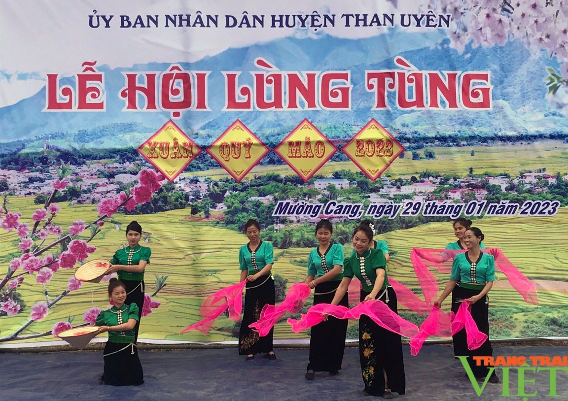 Lễ hội Lùng Tùng của người Thái Than Uyên - Ảnh 7.