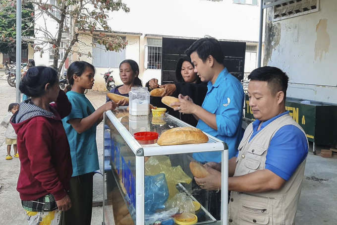 Lan toả yêu thương và nghị lực sống mạnh mẽ của chàng trai ở miền sơn cước - Ảnh 1.