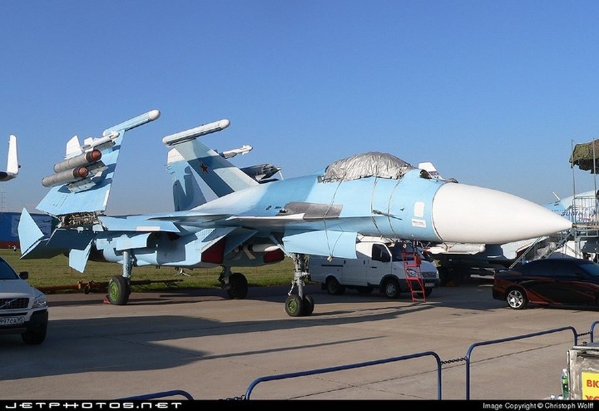 Ảnh tiêm kích hạm Su-33 phiên bản Flanker kỳ lạ nhất mà Nga từng chế tạo - Ảnh 15.