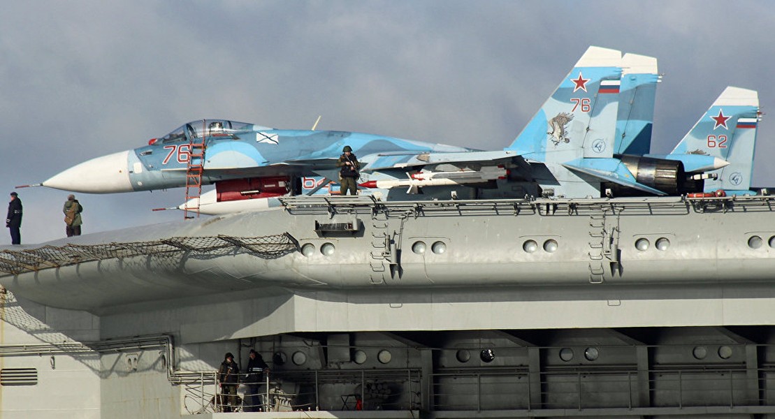 Ảnh tiêm kích hạm Su-33 phiên bản Flanker kỳ lạ nhất mà Nga từng chế tạo - Ảnh 2.