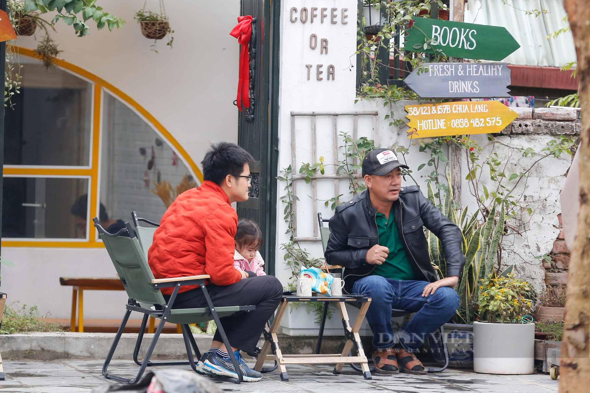 Hà Nội: Giá nhà bỗng dưng tăng vọt, người dân tất bật sửa sang nhà cửa để kinh doanh - Ảnh 8.