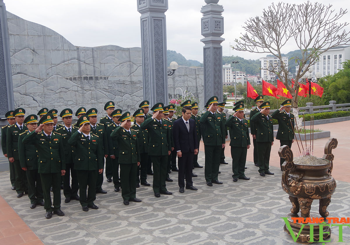 Kỷ niệm 60 năm Ngày truyền thống Bộ đội Biên phòng tỉnh Sơn La - Ảnh 1.