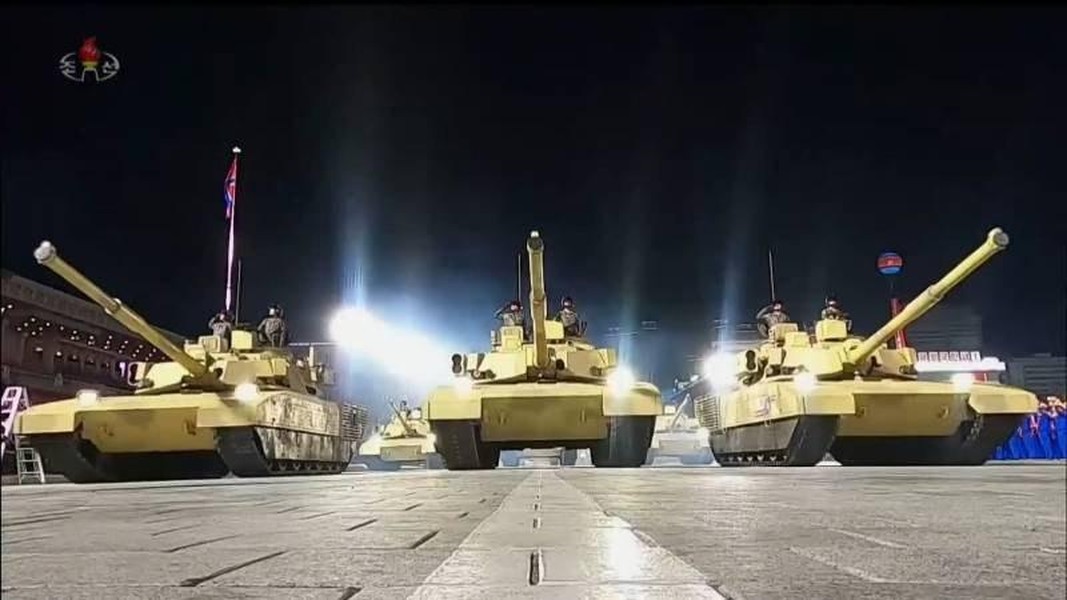 Hình ảnh xe tăng mới nhất của Triều Tiên mang dáng dấp của cả Nga và Mỹ - Ảnh 15.