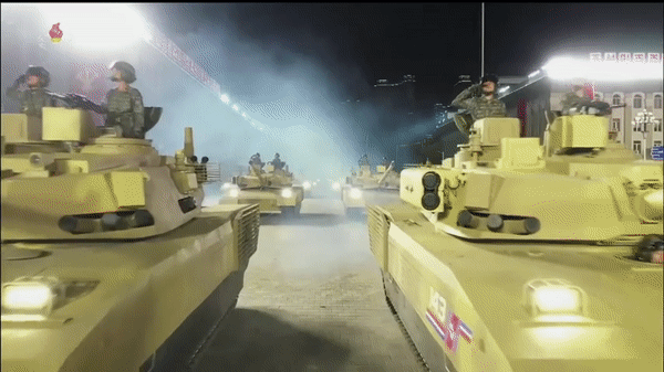 Hình ảnh xe tăng mới nhất của Triều Tiên mang dáng dấp của cả Nga và Mỹ - Ảnh 5.