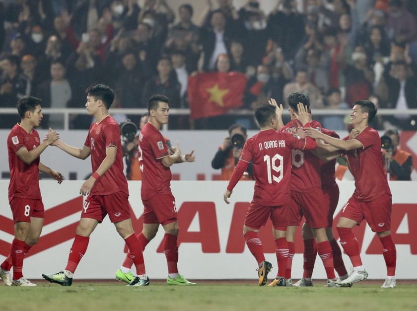 Báo Trung Quốc dự đoán HLV Troussier sẽ giúp ĐT Việt Nam dự World Cup - Ảnh 2.