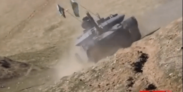 Hình ảnh sức mạnh xe tăng Karrar - &quot;T-90MS Trung Đông&quot; của Iran - Ảnh 11.