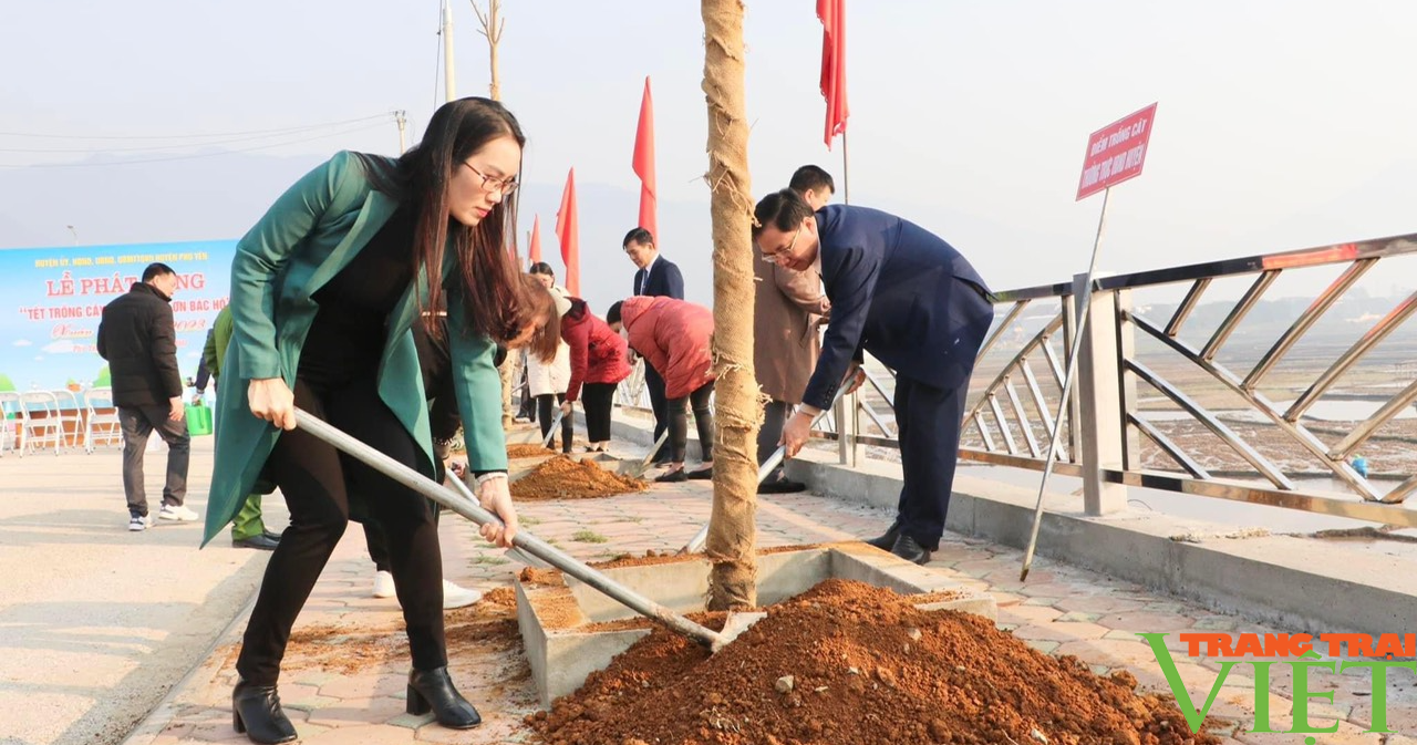 Phù Yên (Sơn La): Tổ chức Tết trồng cây Xuân Quý Mão 2023 - Ảnh 4.