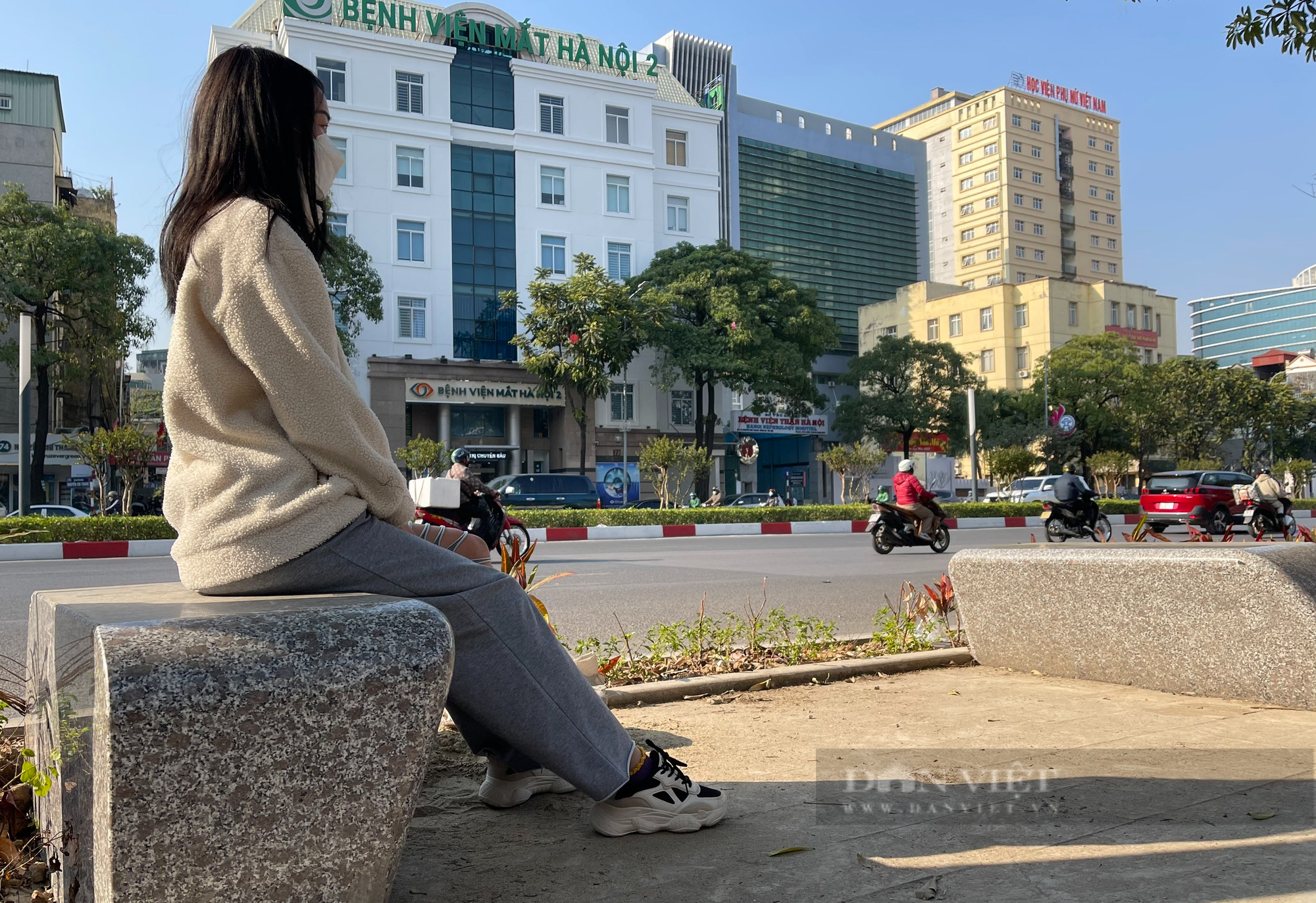 Hàng ghế đá tự nhiên dưới con đường từng được mệnh danh &quot;đẹp nhất Việt Nam&quot; - Ảnh 4.