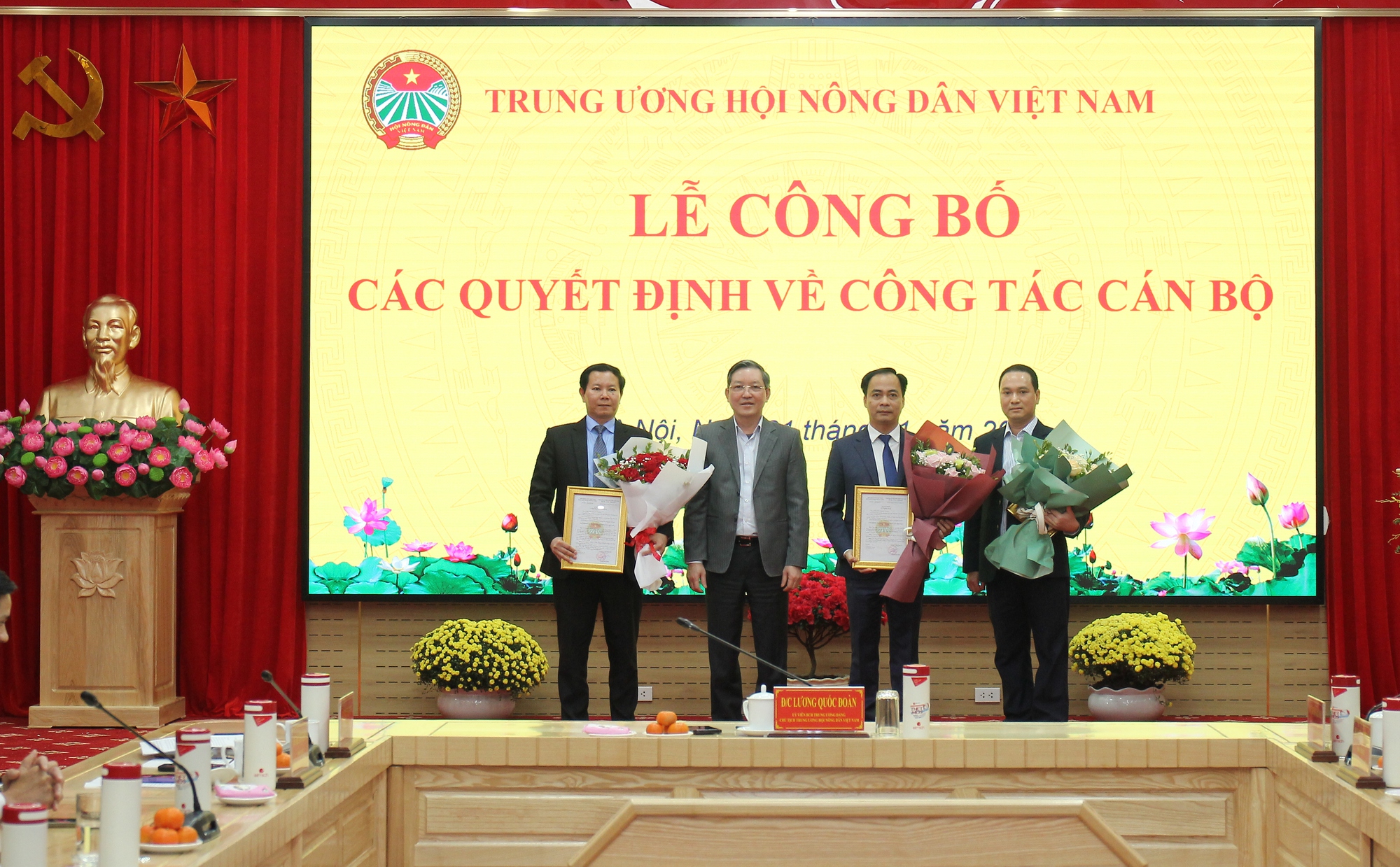 Trung ương Hội Nông dân Việt Nam trao Quyết định bổ nhiệm Chánh Văn phòng T.Ư Hội, Hiệu trưởng Trường Cán bộ Hội NDVN - Ảnh 5.