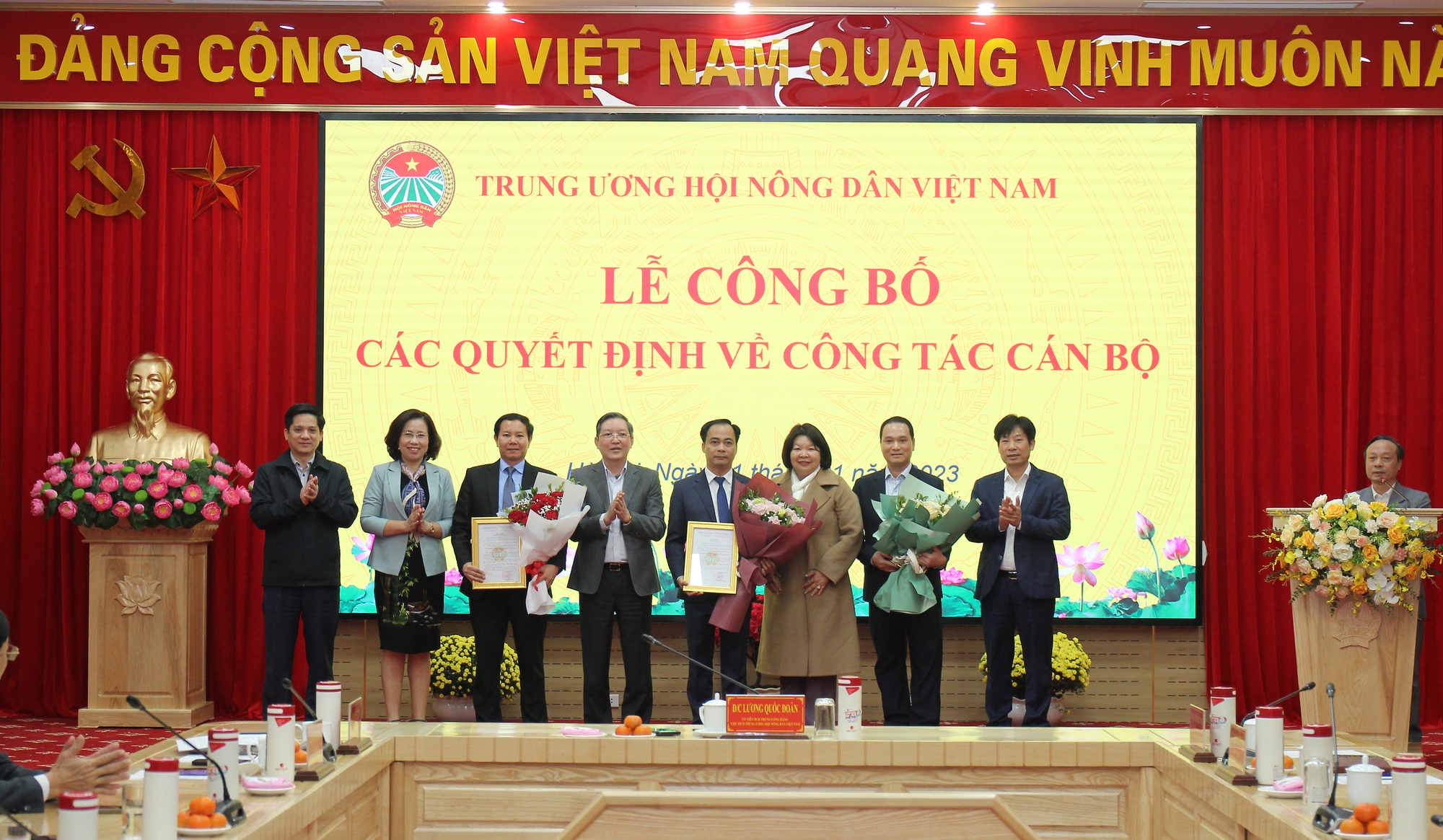 Trung ương Hội Nông dân Việt Nam trao Quyết định bổ nhiệm Chánh Văn phòng T.Ư Hội, Hiệu trưởng Trường Cán bộ Hội NDVN - Ảnh 6.