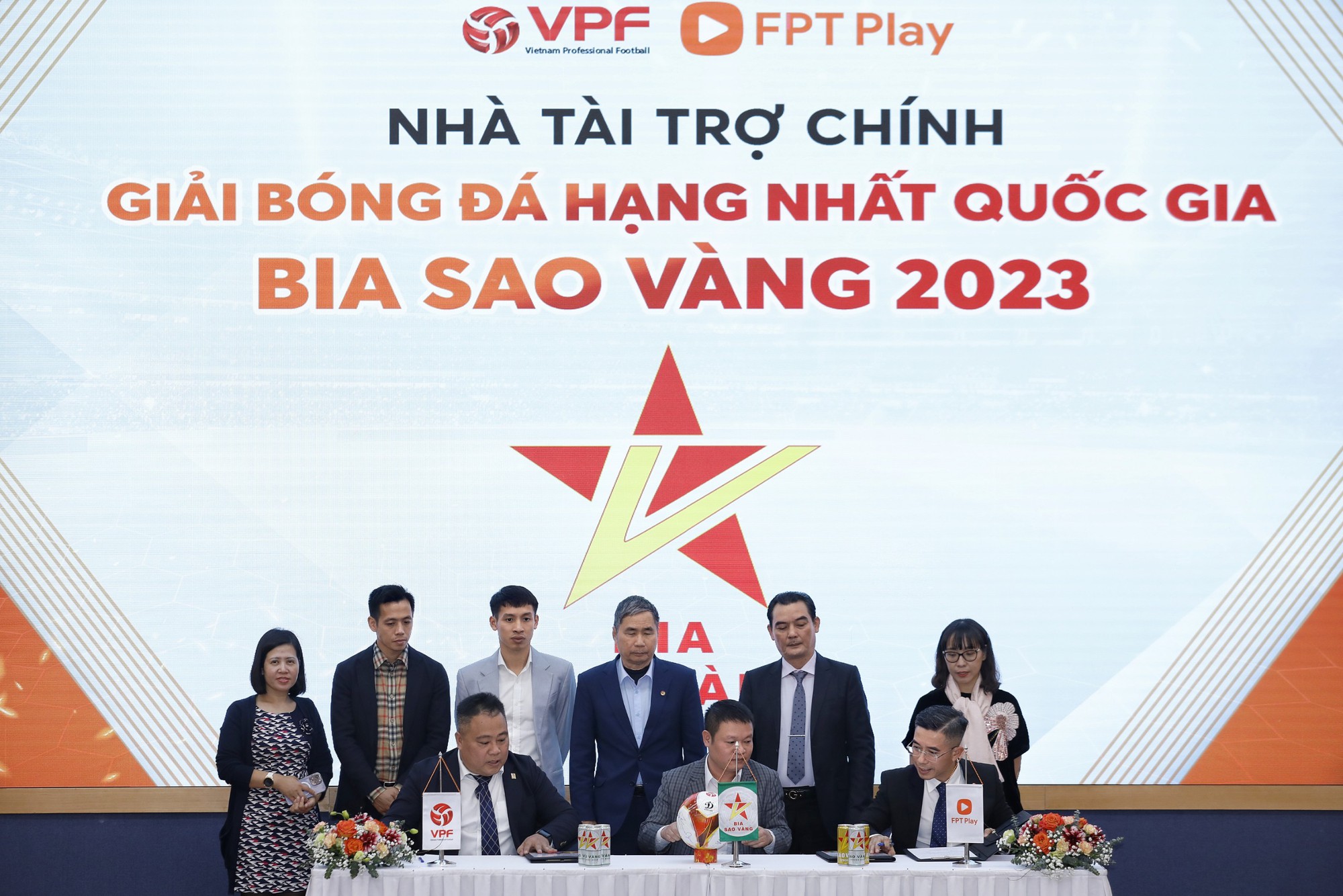 Tổng Giám đốc VPF Nguyễn Minh Ngọc: &quot;HAGL bỏ V.League đã điều không ai mong muốn!&quot; - Ảnh 4.