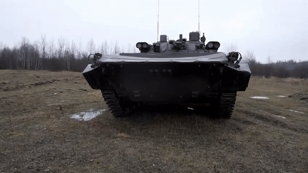 Xe chiến đấu bộ binh BMP-2M nâng cấp của Nga hỏa lực mạnh cỡ nào? - Ảnh 2.