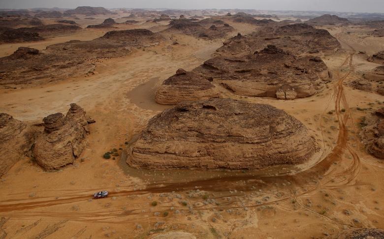 Khám phá giải đua xe địa hình xuyên sa mạc khốc liệt nhất hành tinh Dakar Rally - Ảnh 11.
