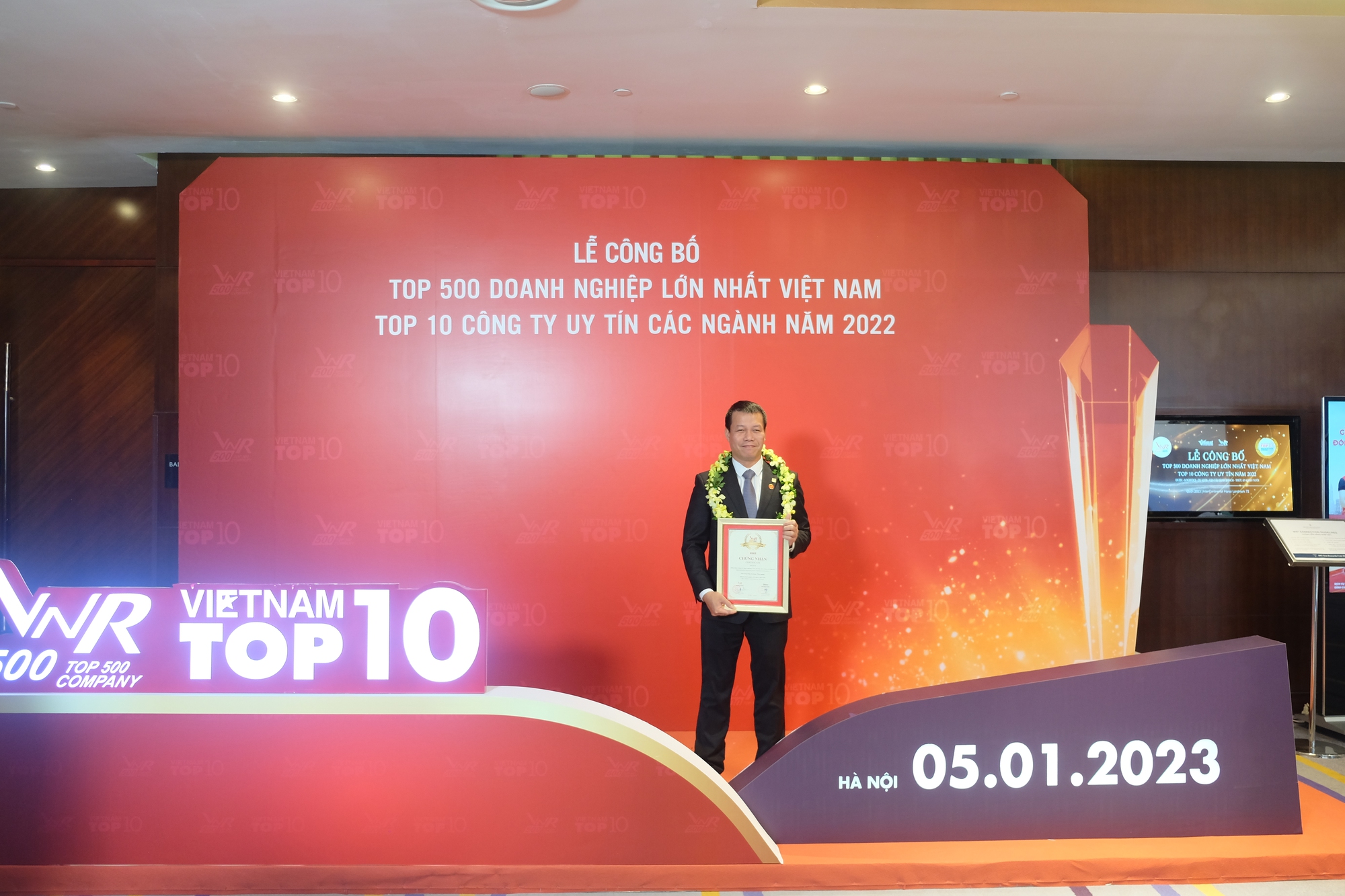 UDIC tiếp tục lọt vào top 500 doanh nghiệp lớn nhất Việt Nam - Ảnh 1.