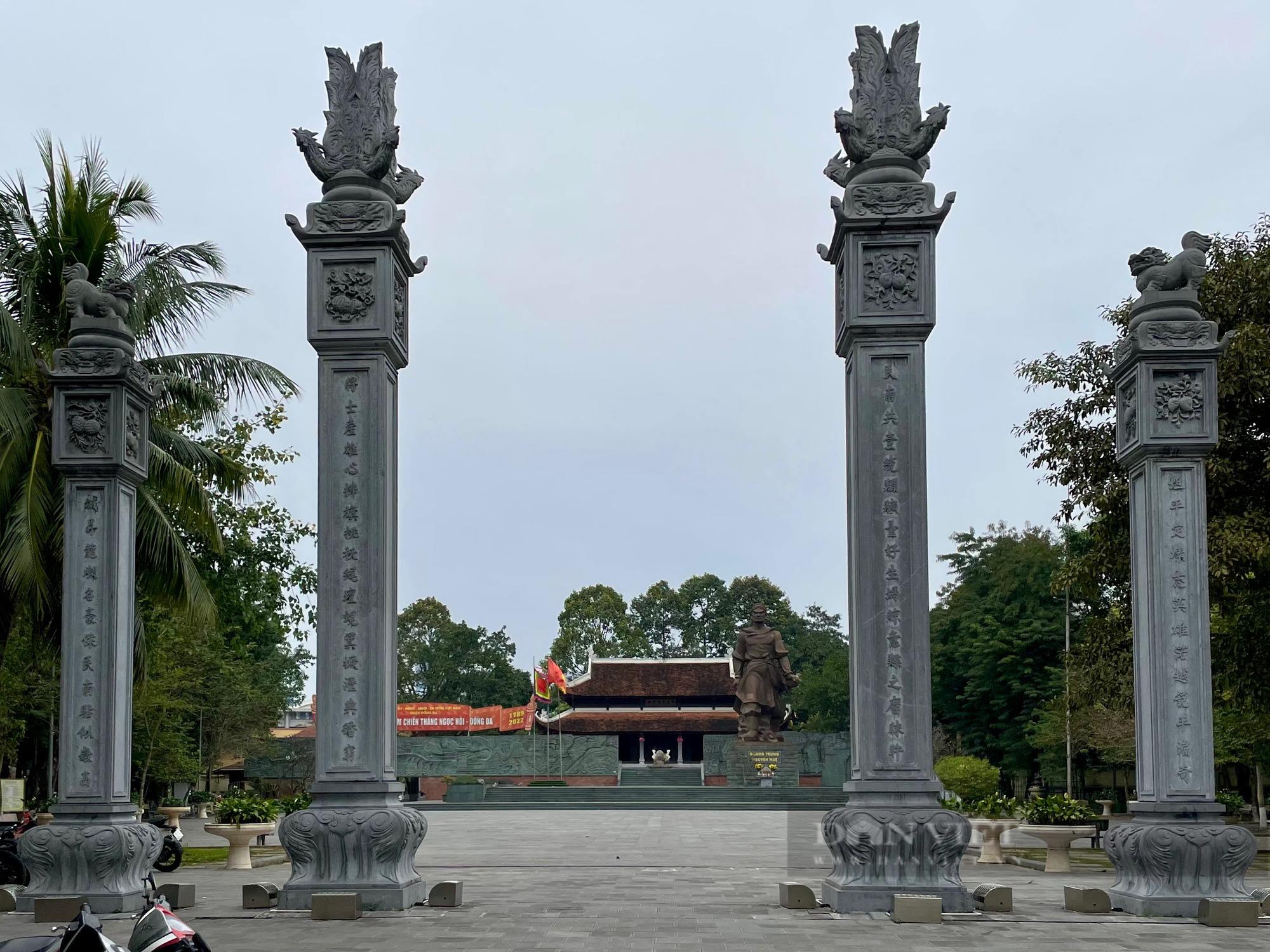 Tiết lộ bất ngờ về bức tượng vua Quang Trung trong công viên Đống Đa Hà Nội - Ảnh 3.