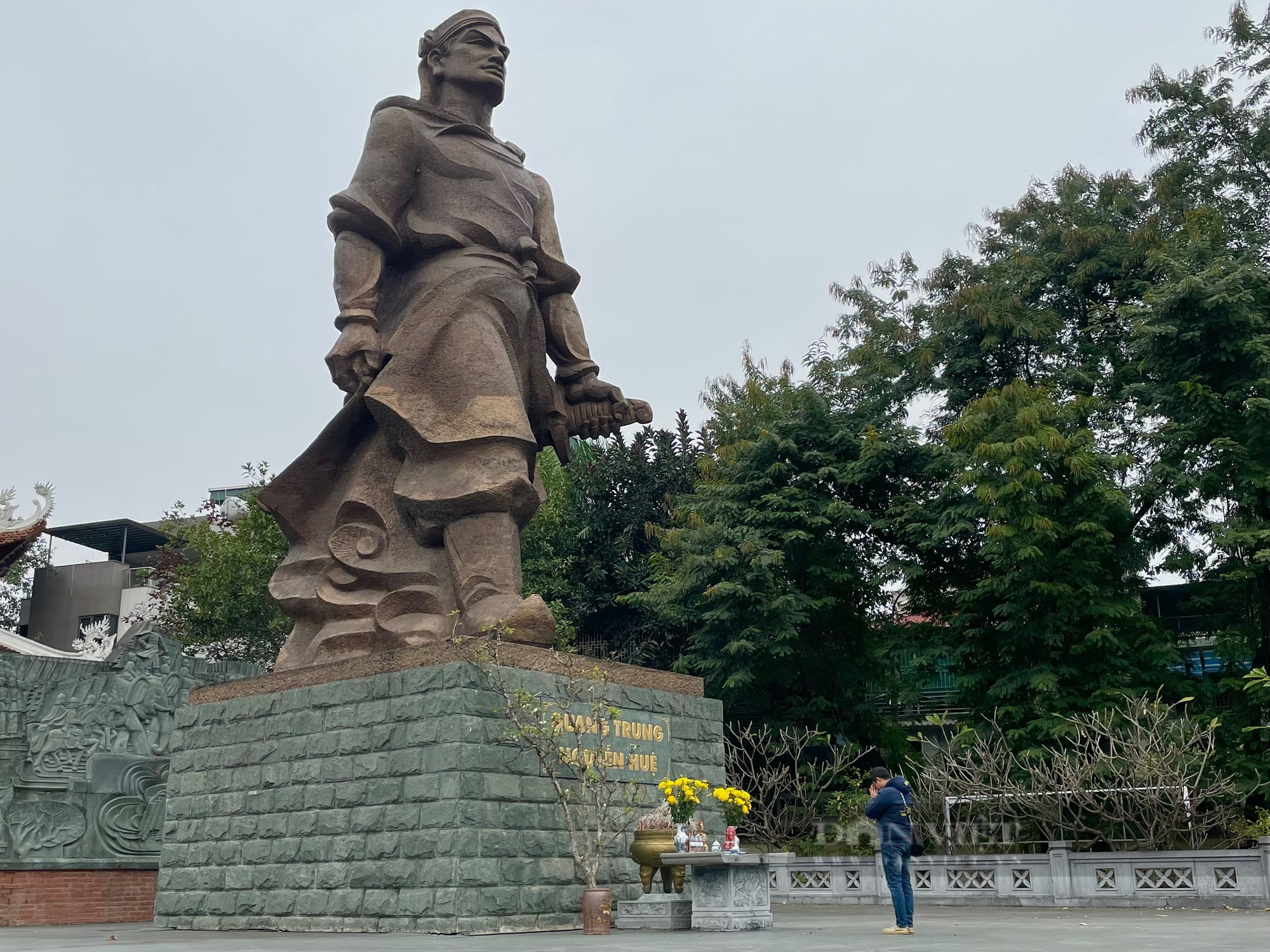 Tiết lộ bất ngờ về bức tượng vua Quang Trung trong công viên Đống Đa Hà Nội - Ảnh 10.
