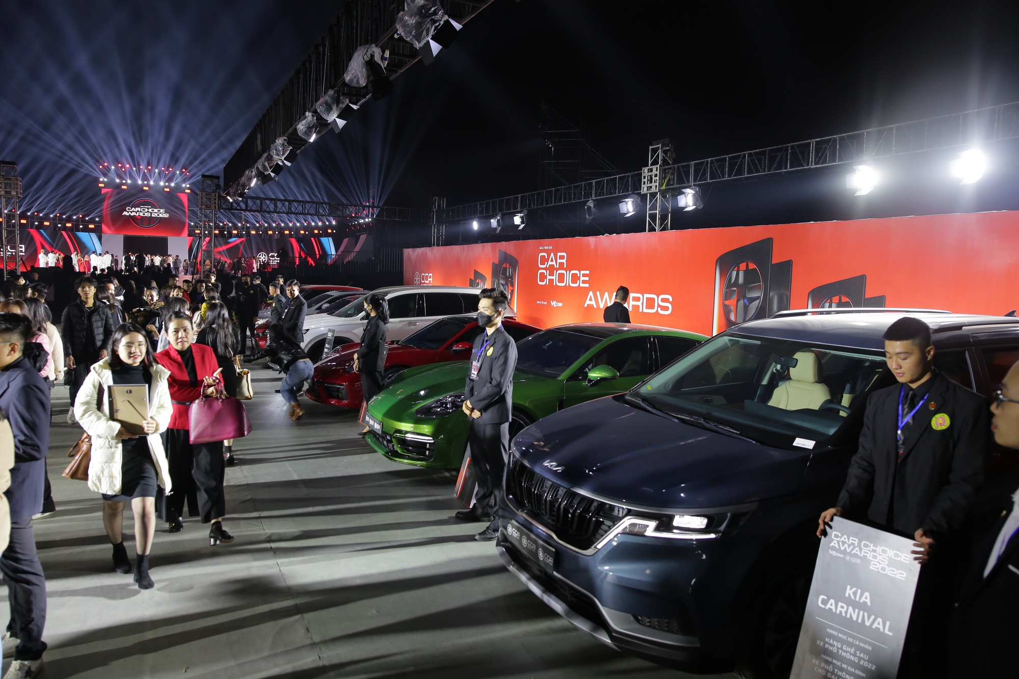 Công bố kết quả Car Choice Awards 2022: Kia Carnival thắng lớn, VinFast VF e34 và VF 8 cùng được vinh danh - Ảnh 2.