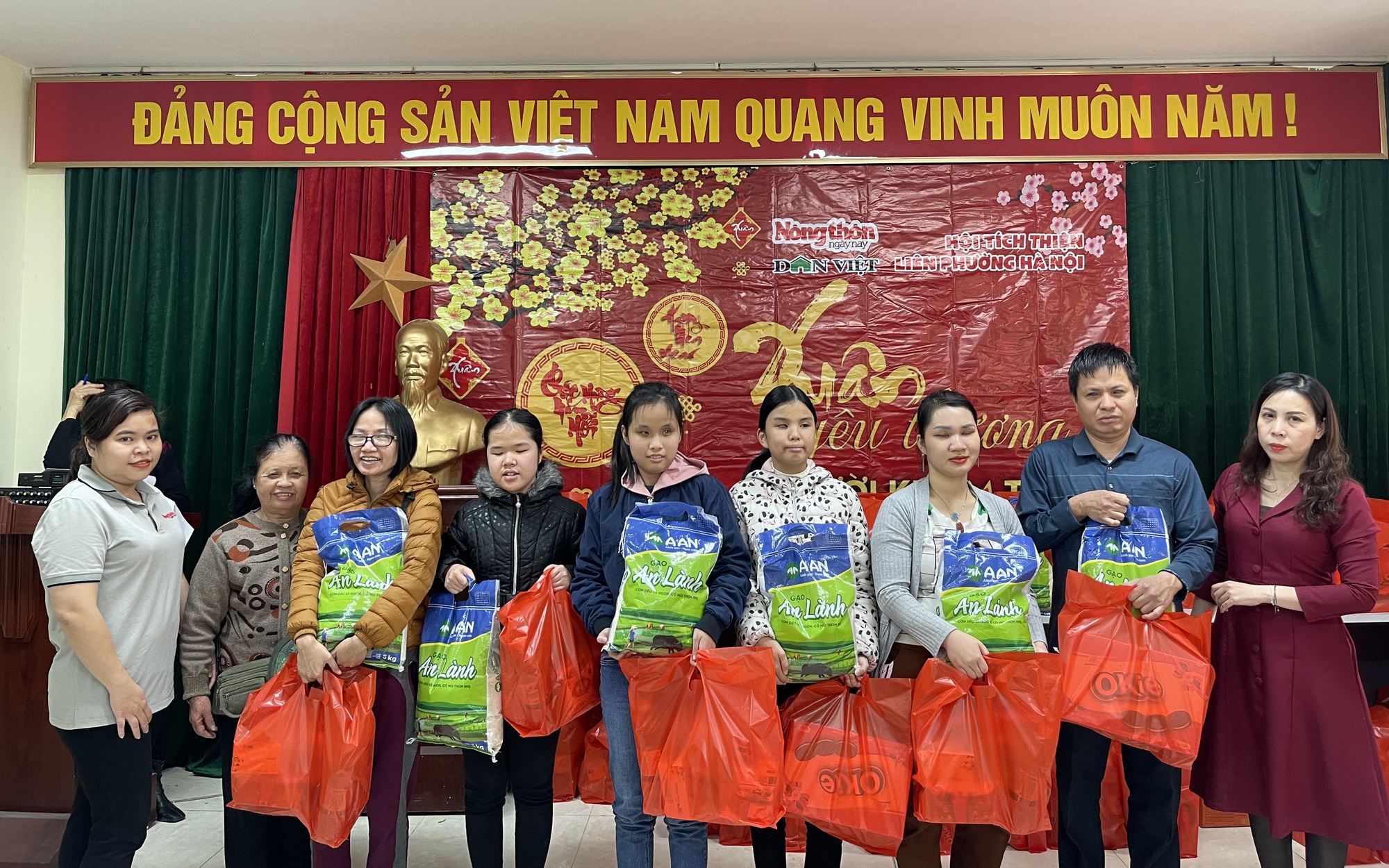 Bản lĩnh của người đàn ông khiếm thị, tìm thấy ánh sáng trong bóng tối!- Ảnh 4.