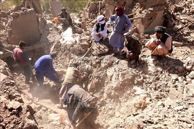 Động đất tại Afghanistan: 'Khủng hoảng chồng khủng hoảng' - Ảnh 1.