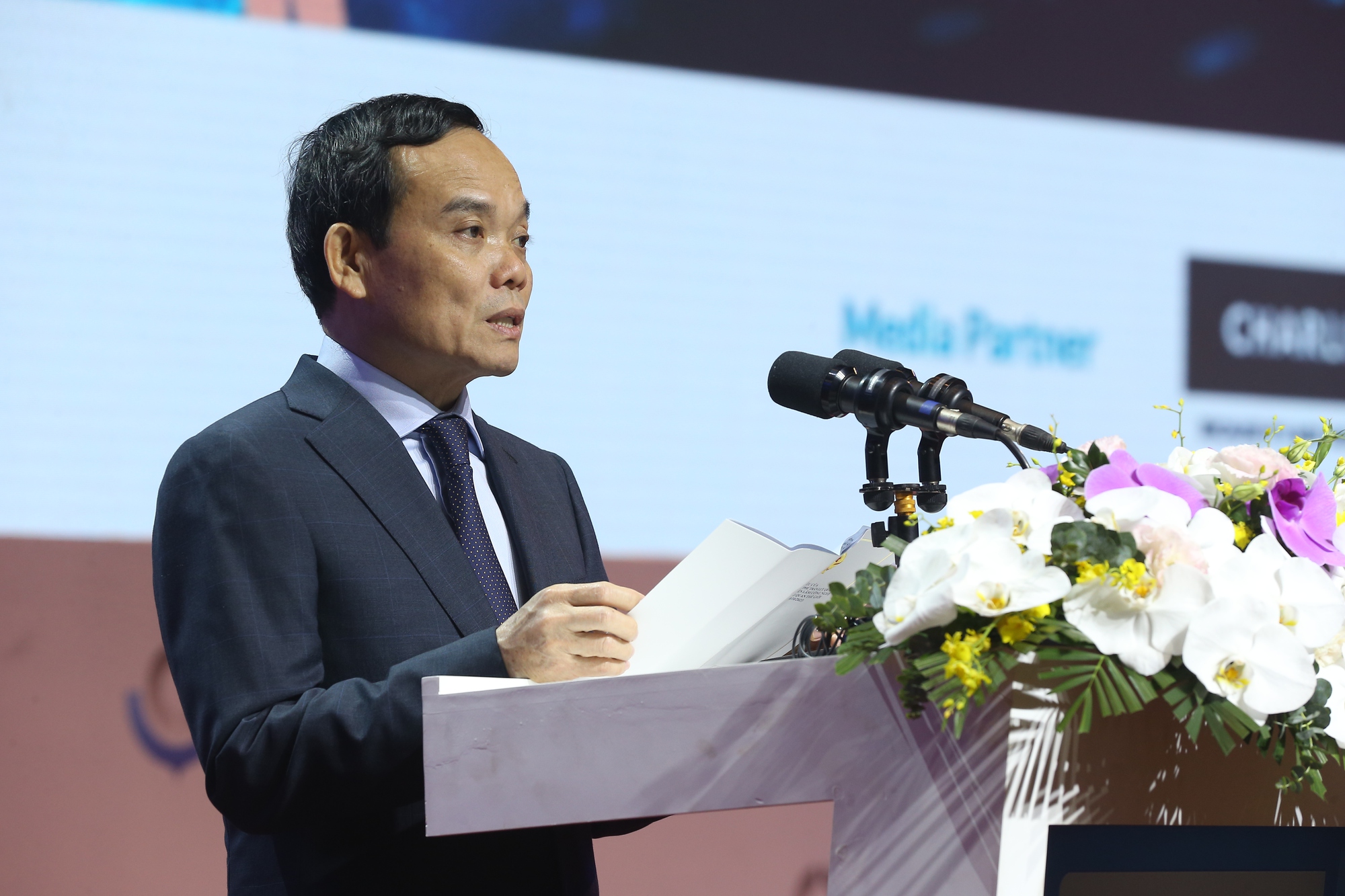 Phó Thủ tướng Trần Lưu Quang: Hải quan phải tiên phong trong ứng dụng công nghệ, chuyển đổi số - Ảnh 1.