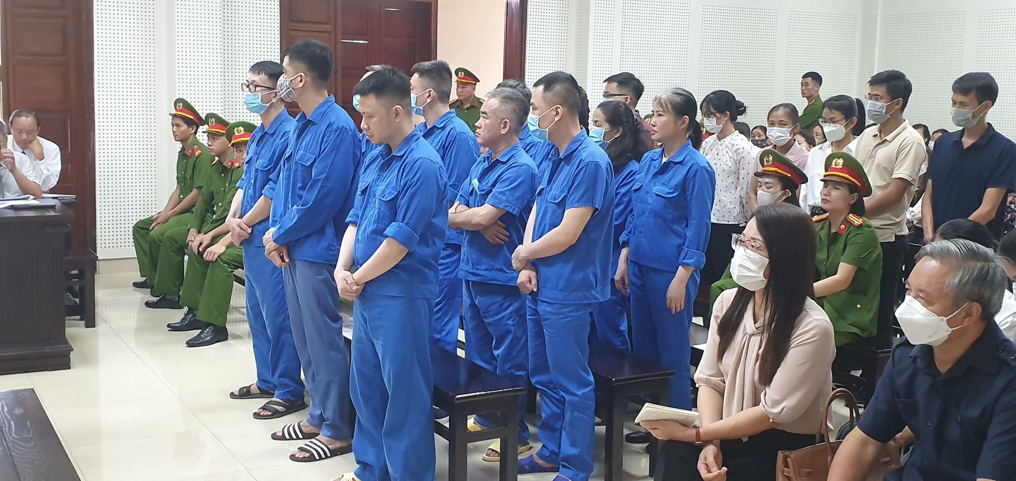 Cựu Giám đốc Sở Giáo dục Quảng Ninh bị đề nghị 15-17 năm tù - Ảnh 3.