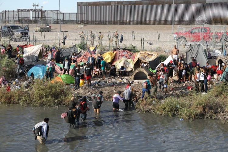 Con tàu định mệnh lướt qua Mexico, chở giấc mơ Mỹ - Ảnh 7.