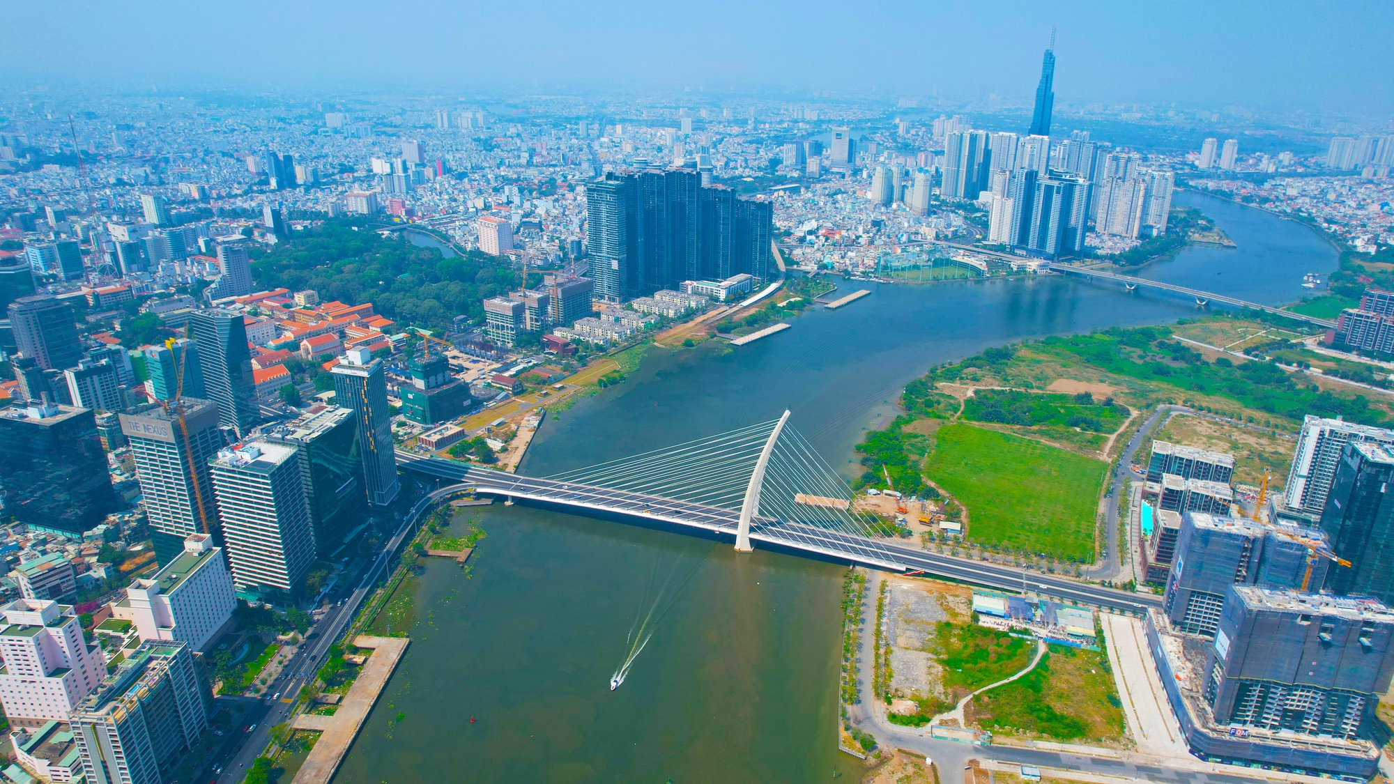 TP.HCM sẽ làm cầu đi bộ qua sông Sài Gòn có hình tượng lá dừa nước - Ảnh 1.