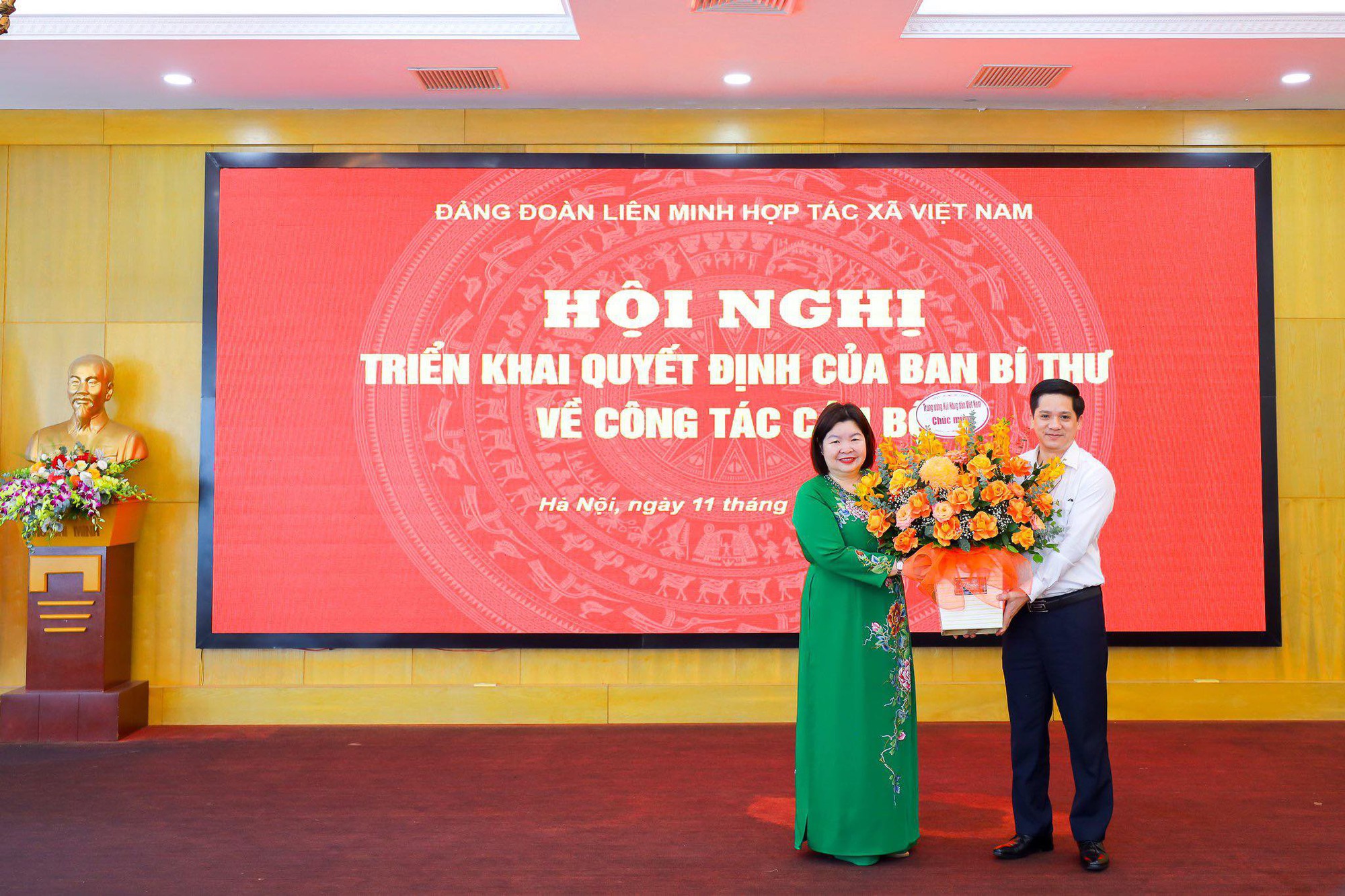 Bà Cao Xuân Thu Vân được Ban Bí thư chỉ định giữ chức Bí thư Đảng đoàn Liên minh Hợp tác xã Việt Nam - Ảnh 2.