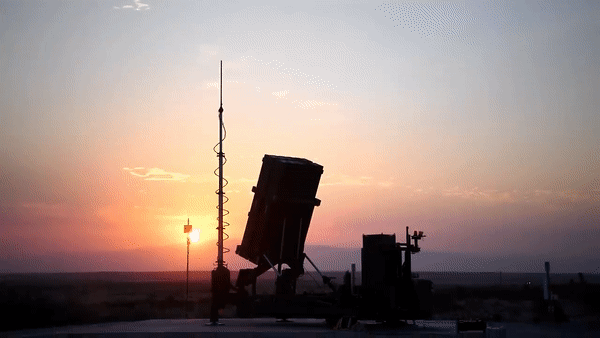 Mỹ cấp tốc gửi hệ thống tên lửa phòng thủ &quot;Vòm sắt&quot; cho Israel - Ảnh 7.