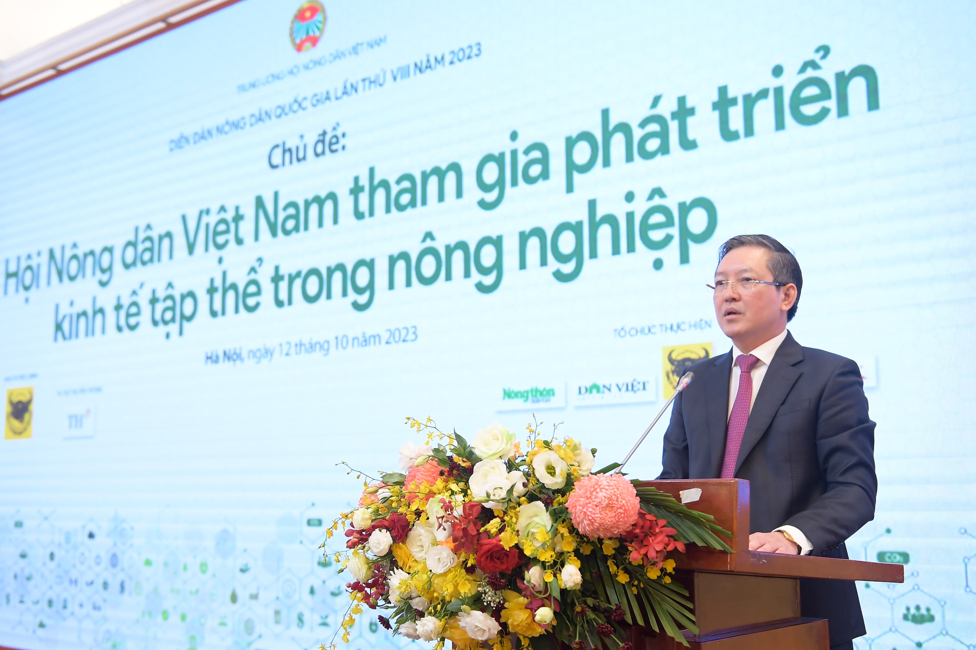 Chủ tịch Hội Nông dân Việt Nam Lương Quốc Đoàn chia sẻ 3 vấn đề cốt lõi trong phát triển kinh tế tập thể - Ảnh 1.