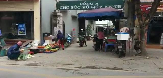 Một cái chợ làng ở Thái Bình hàng trăm năm tuổi, mãi ngắm đồ nhà quê, chợt tỉnh bởi mùi bánh cuốn thơm - Ảnh 1.