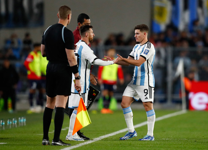 Messi dự bị và tịt ngòi, Argentina thắng tối thiểu Paraguay - Ảnh 2.