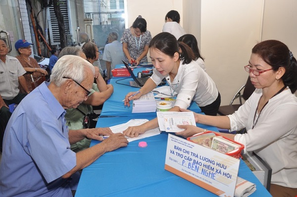 Chủ tịch TP.HCM Phan Văn Mãi: Không thể chấm dứt hẳn tình trạng cán bộ e dè, sợ sai - Ảnh 3.