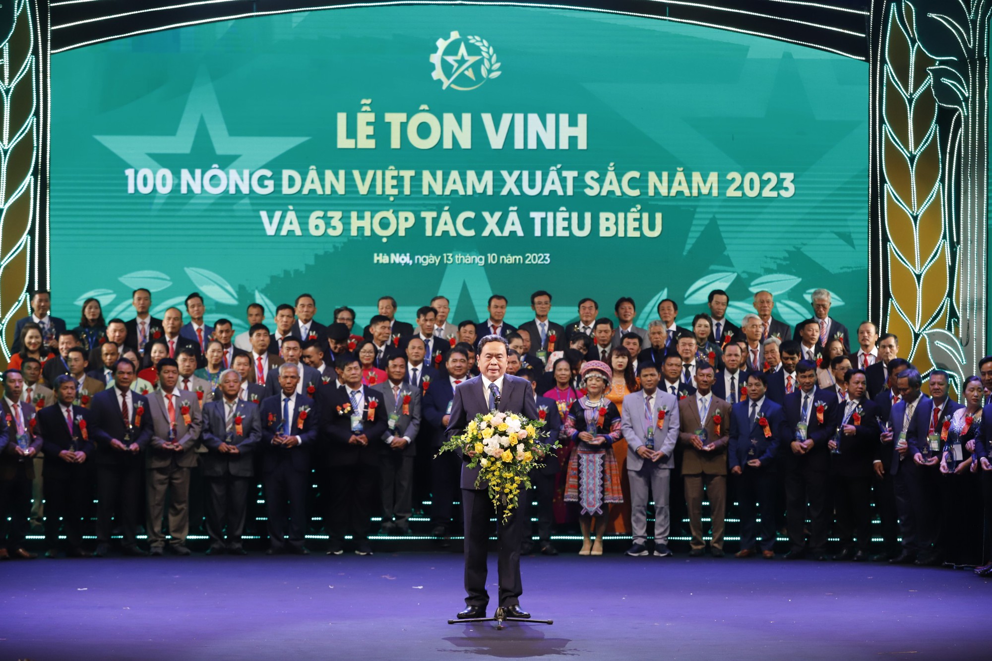 Phó Chủ tịch Thường trực Quốc hội Trần Thanh Mẫn phát biểu tại Lễ tôn vinh Nông dân xuất sắc và HTX tiêu biểu - Ảnh 1.