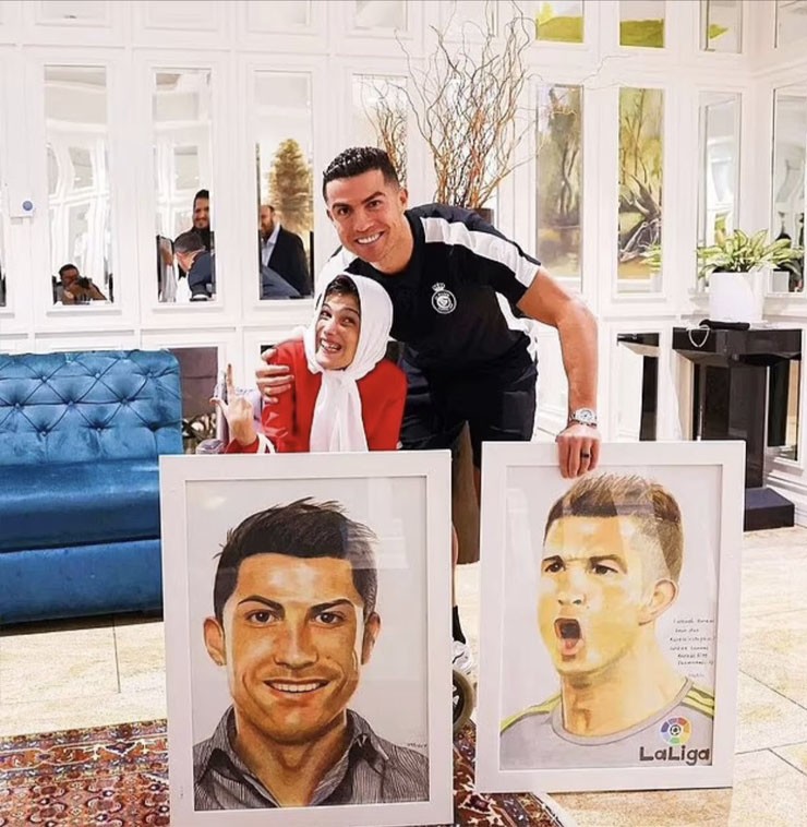 Nếu trở lại Iran, Ronaldo có thể bị phạt 99 roi vì... &quot;ngoại tình&quot; - Ảnh 1.