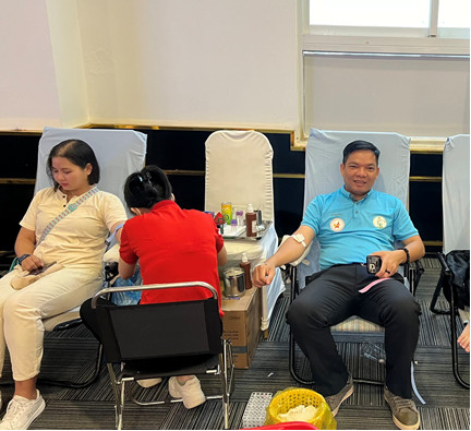 TTC và Hội doanh nhân trẻ Cần Thơ tổ chức chương trình hiến máu tình nguyện - Ảnh 3.